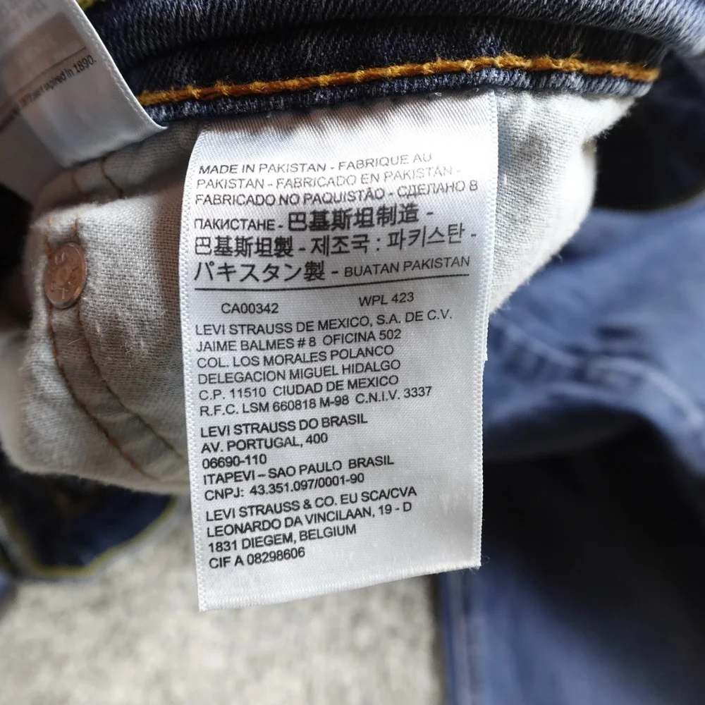 Levis Jeans Mens 40X30 Dark Blue Denim Pants 541 Athletic Taper Flex Stretch Dad - Picture 7 of 14